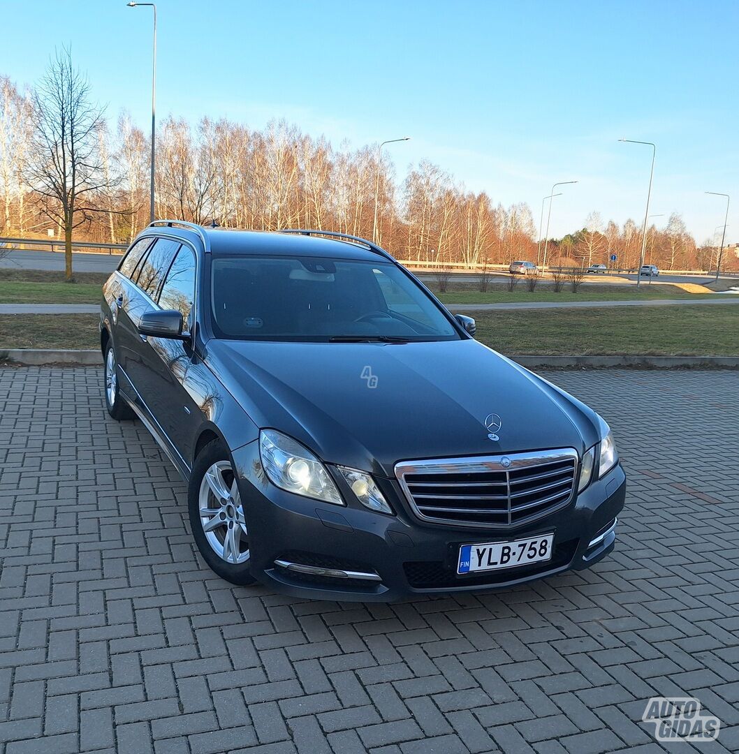 Mercedes-Benz E 220 2010 г Универсал