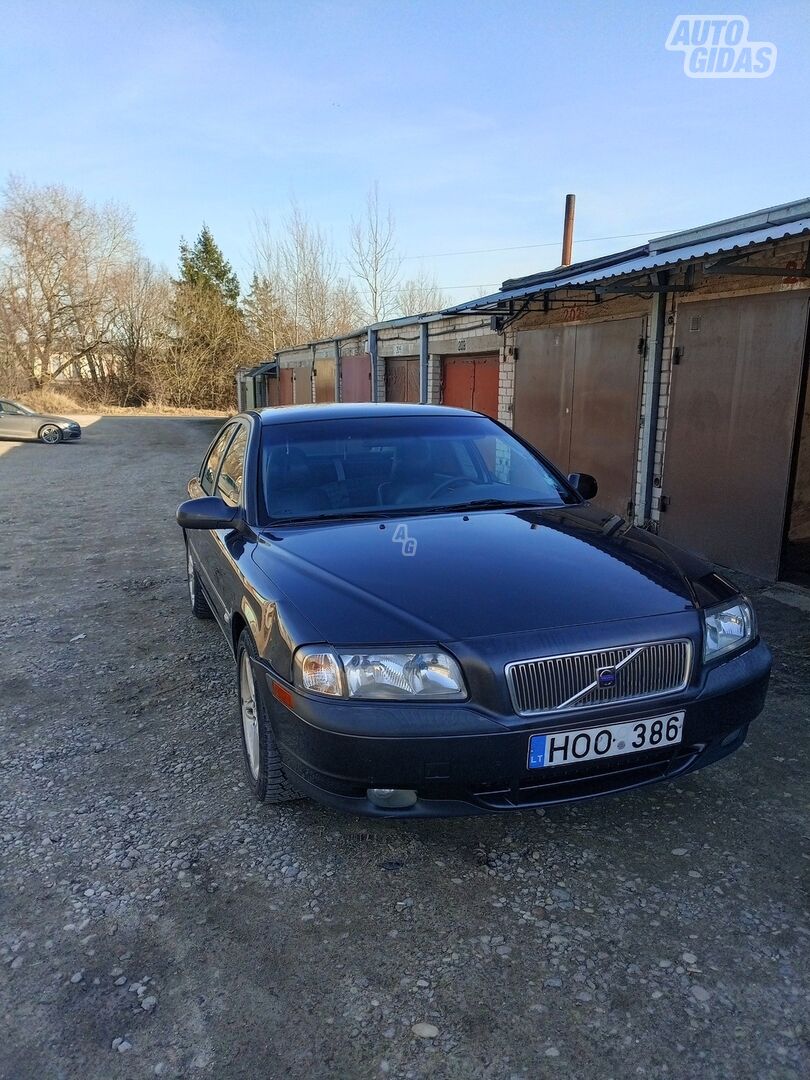 Volvo S80 2000 г Внедорожник / Кроссовер