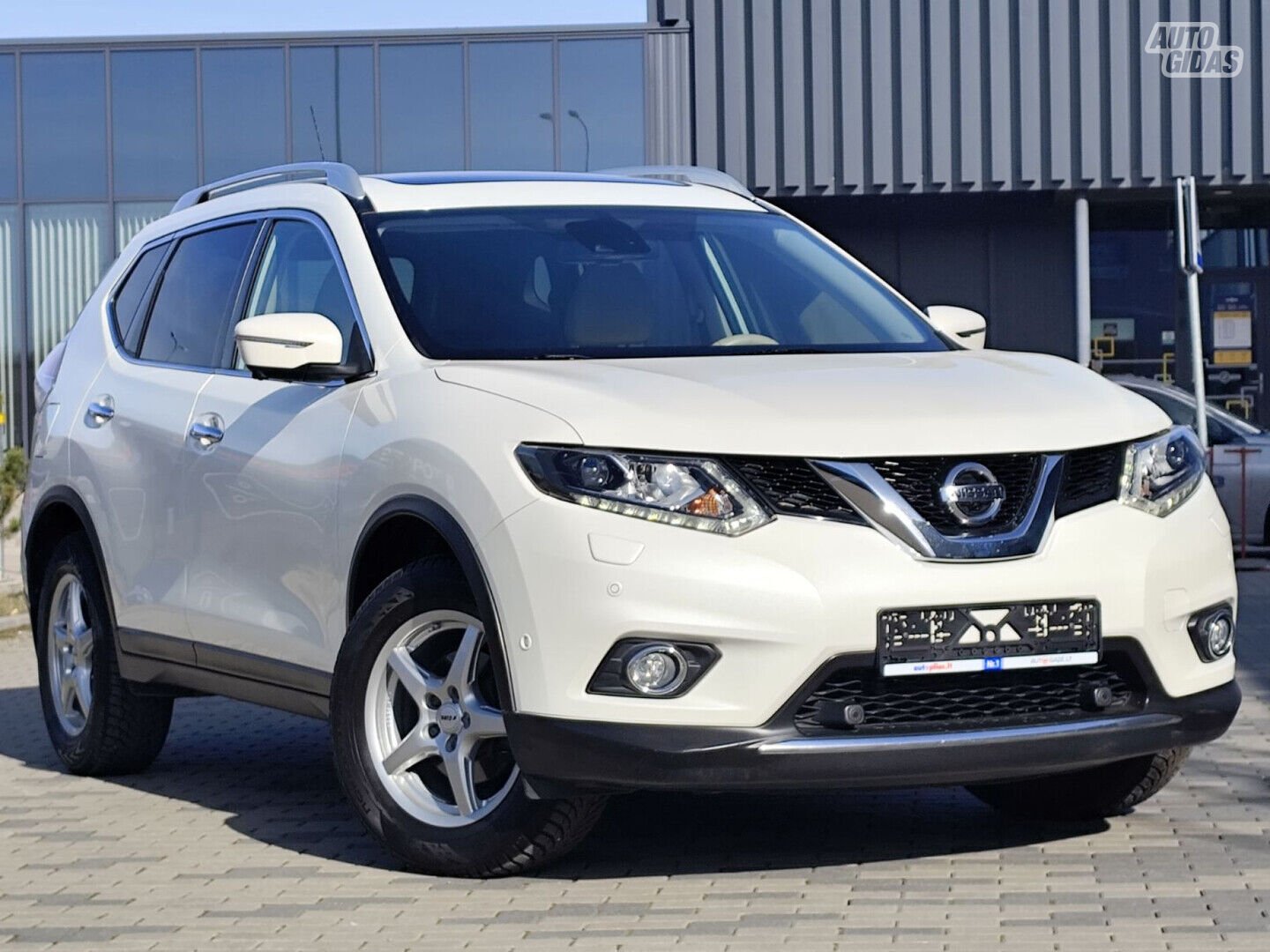 Nissan X-Trail 2016 m Visureigis / Krosoveris