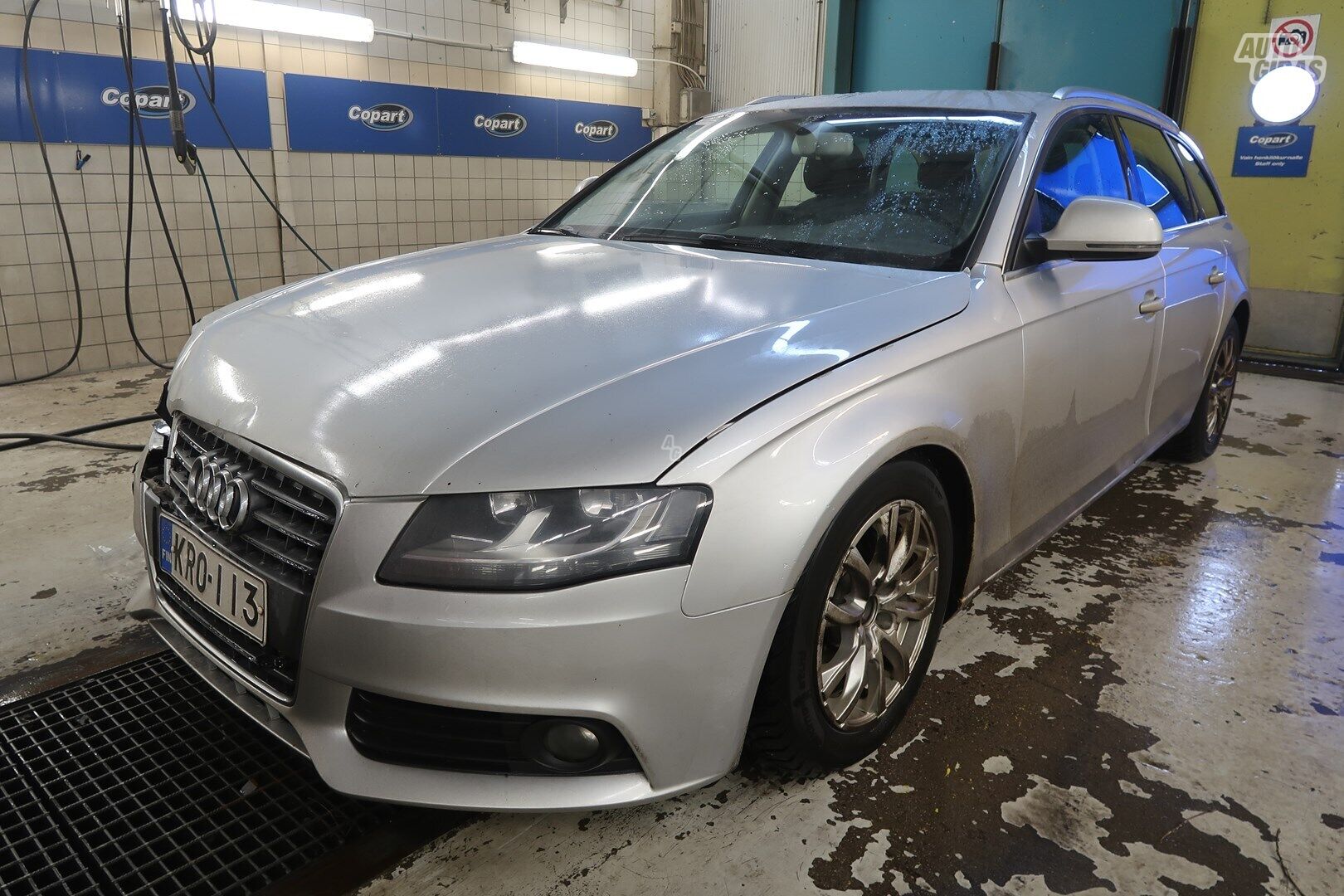 Audi A4 2010 г Универсал