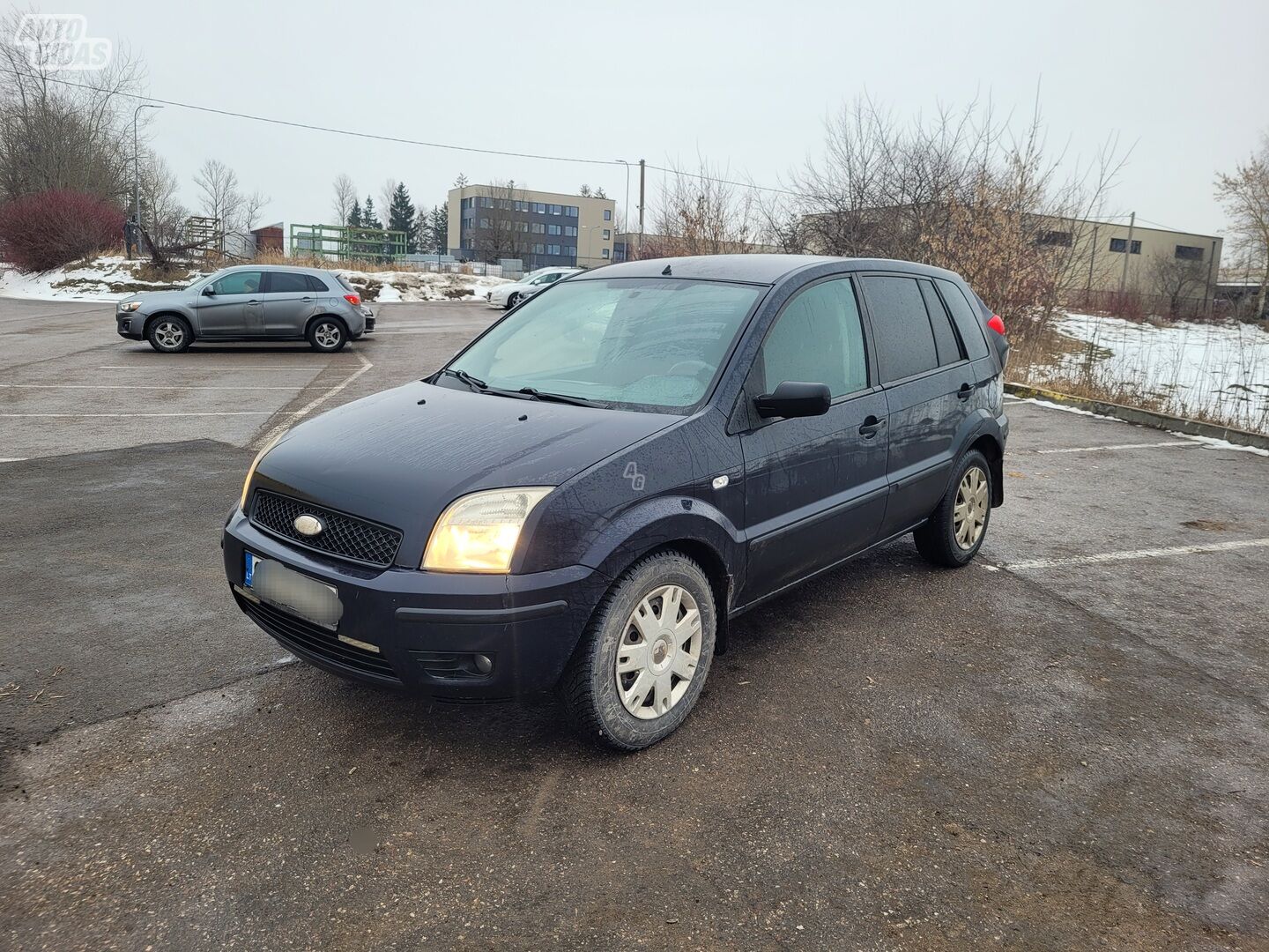 Ford Fusion 2004 y Van