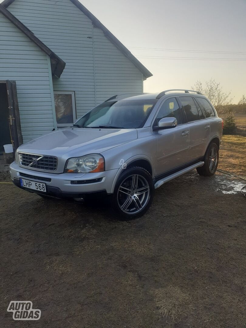 Volvo XC90 2006 y Off-road / Crossover