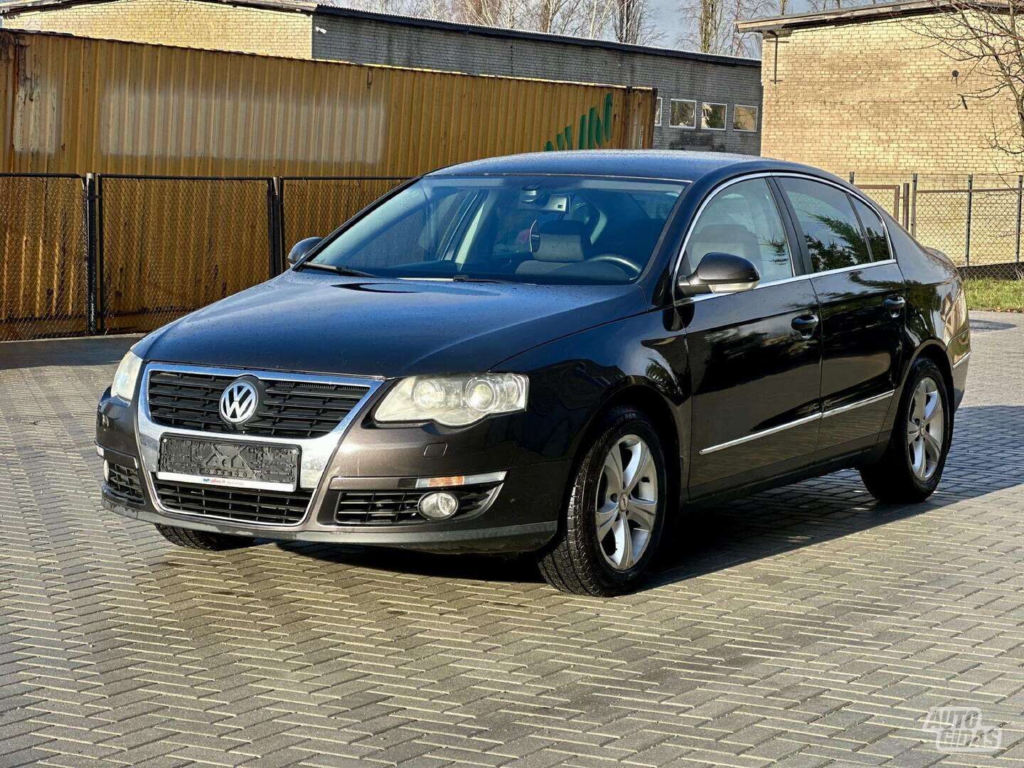 Volkswagen Passat 2010 г Седан