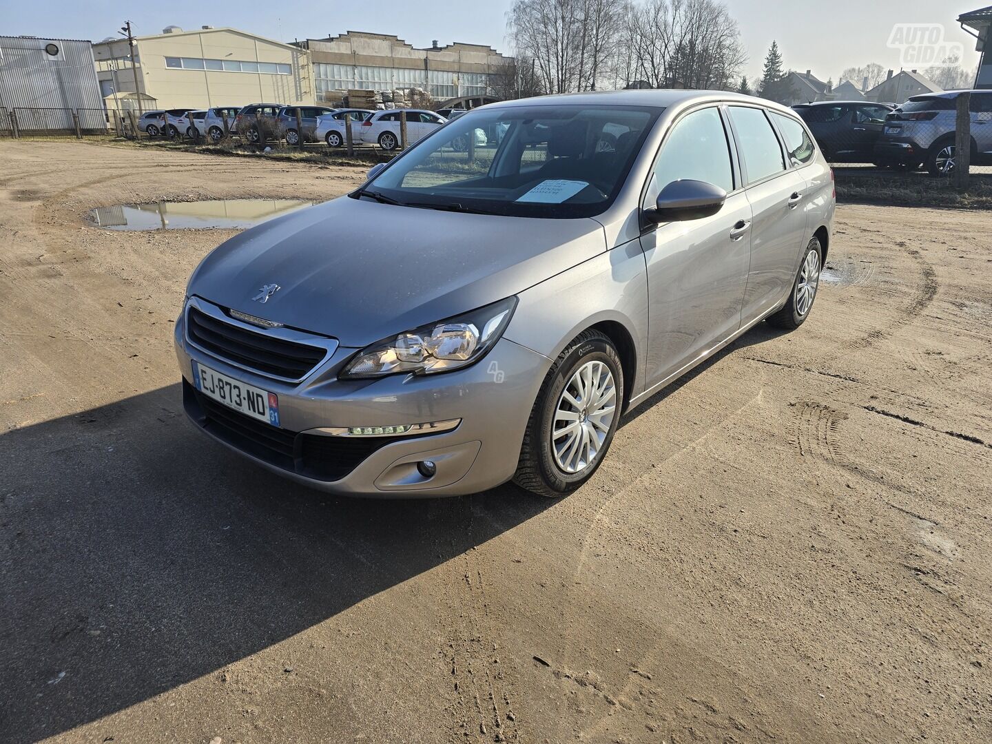 Peugeot 308 2017 y Off-road / Crossover