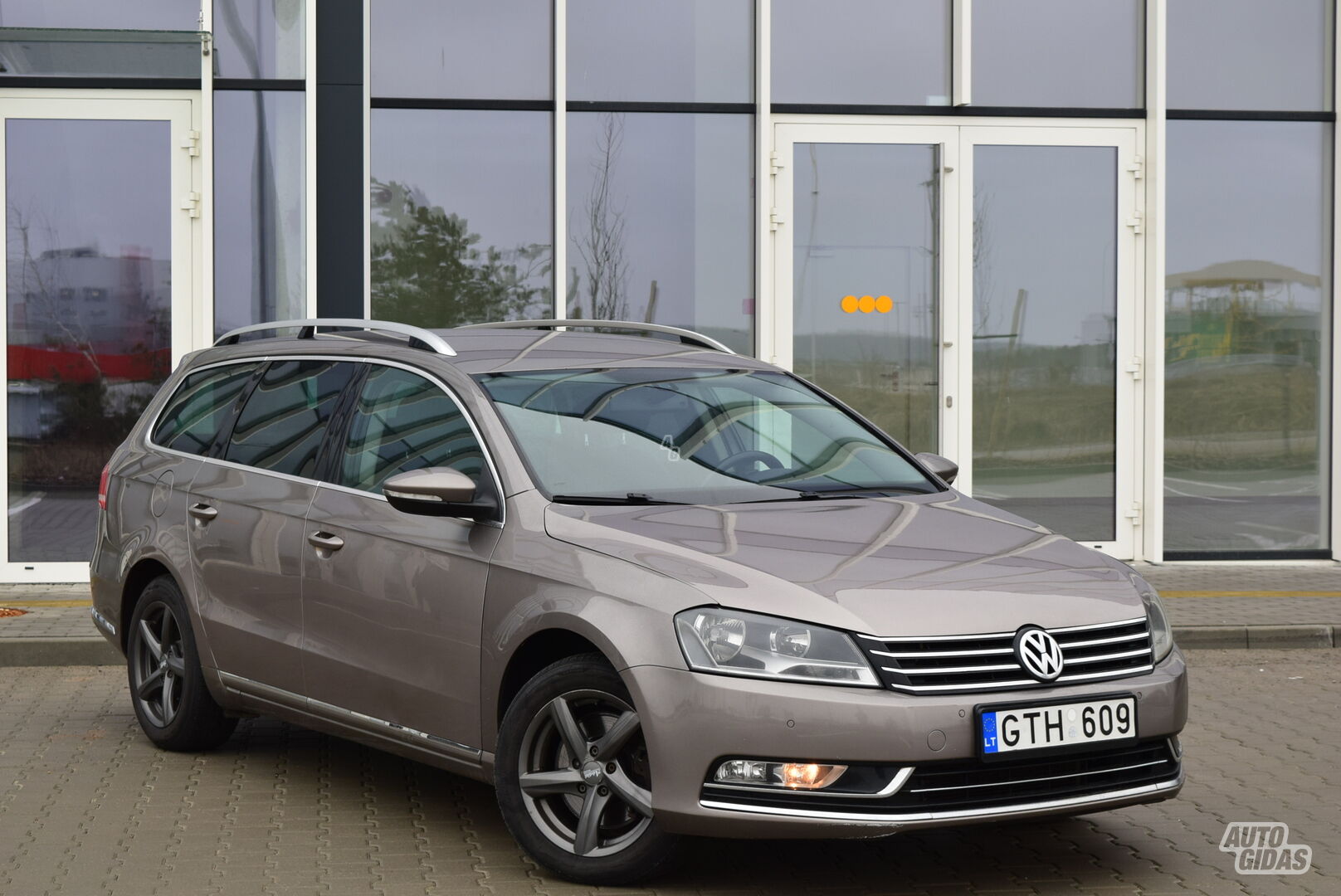 Volkswagen Passat 2011 m Universalas