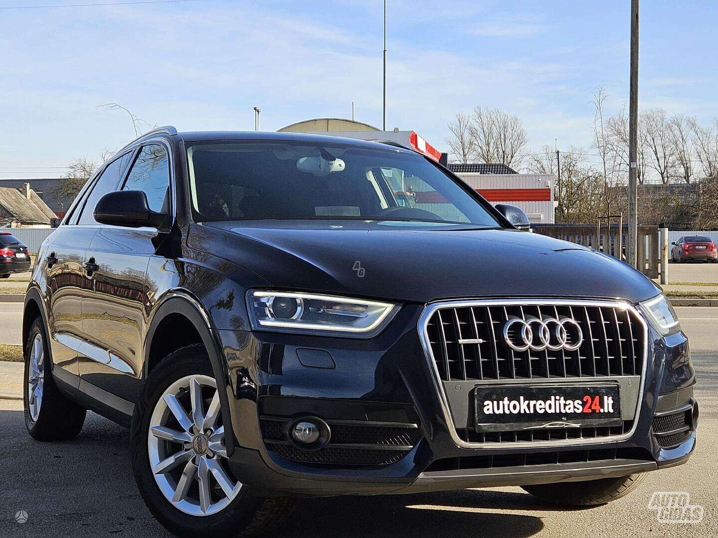 Audi Q3 2011 г Внедорожник / Кроссовер