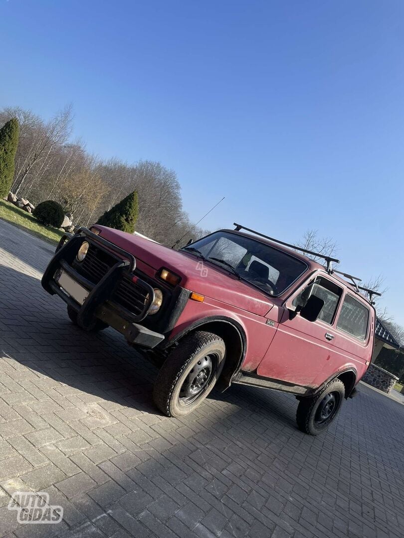 Lada Niva 1989 г Внедорожник / Кроссовер