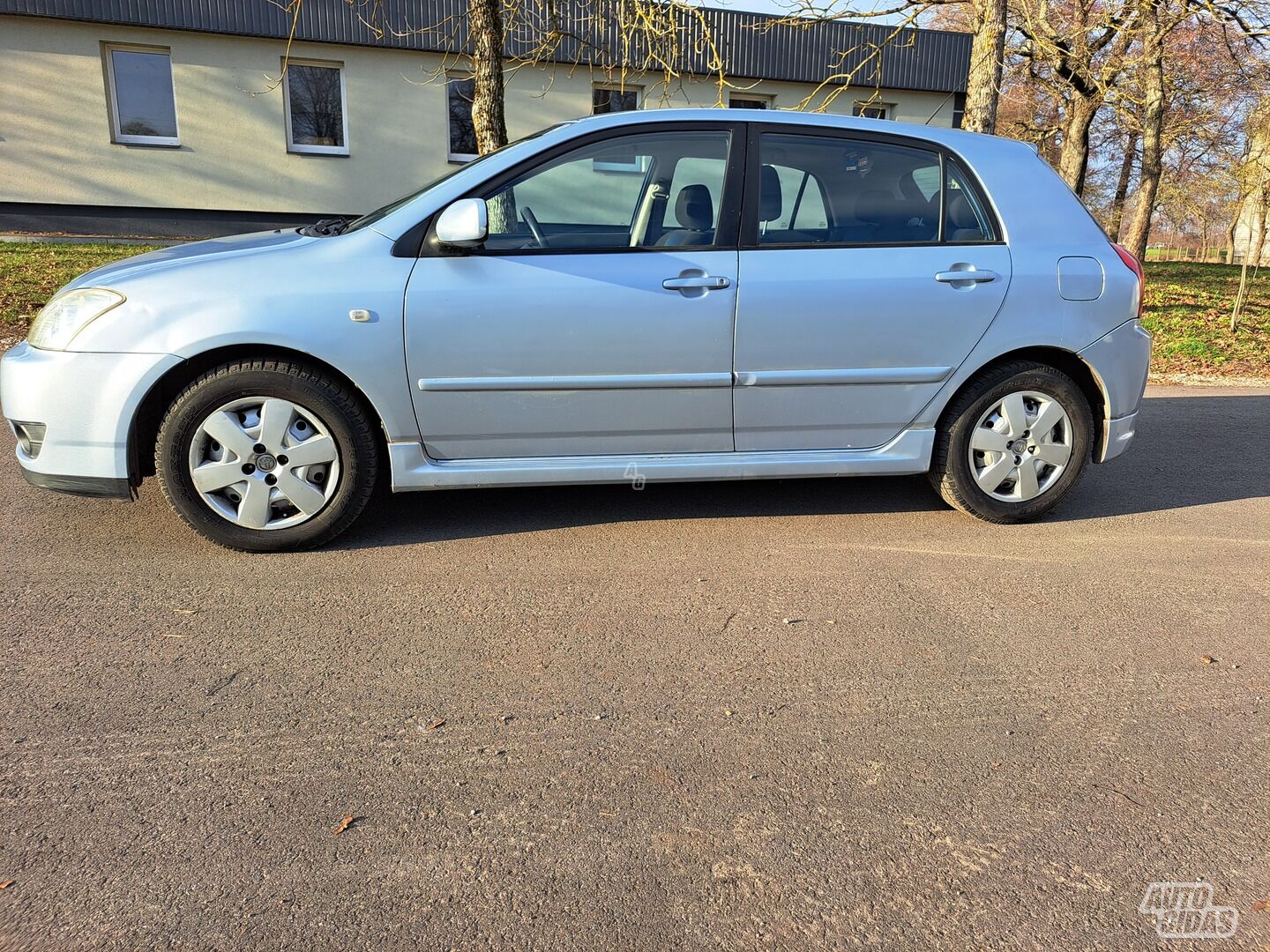 Toyota Corolla 2005 г Хэтчбек