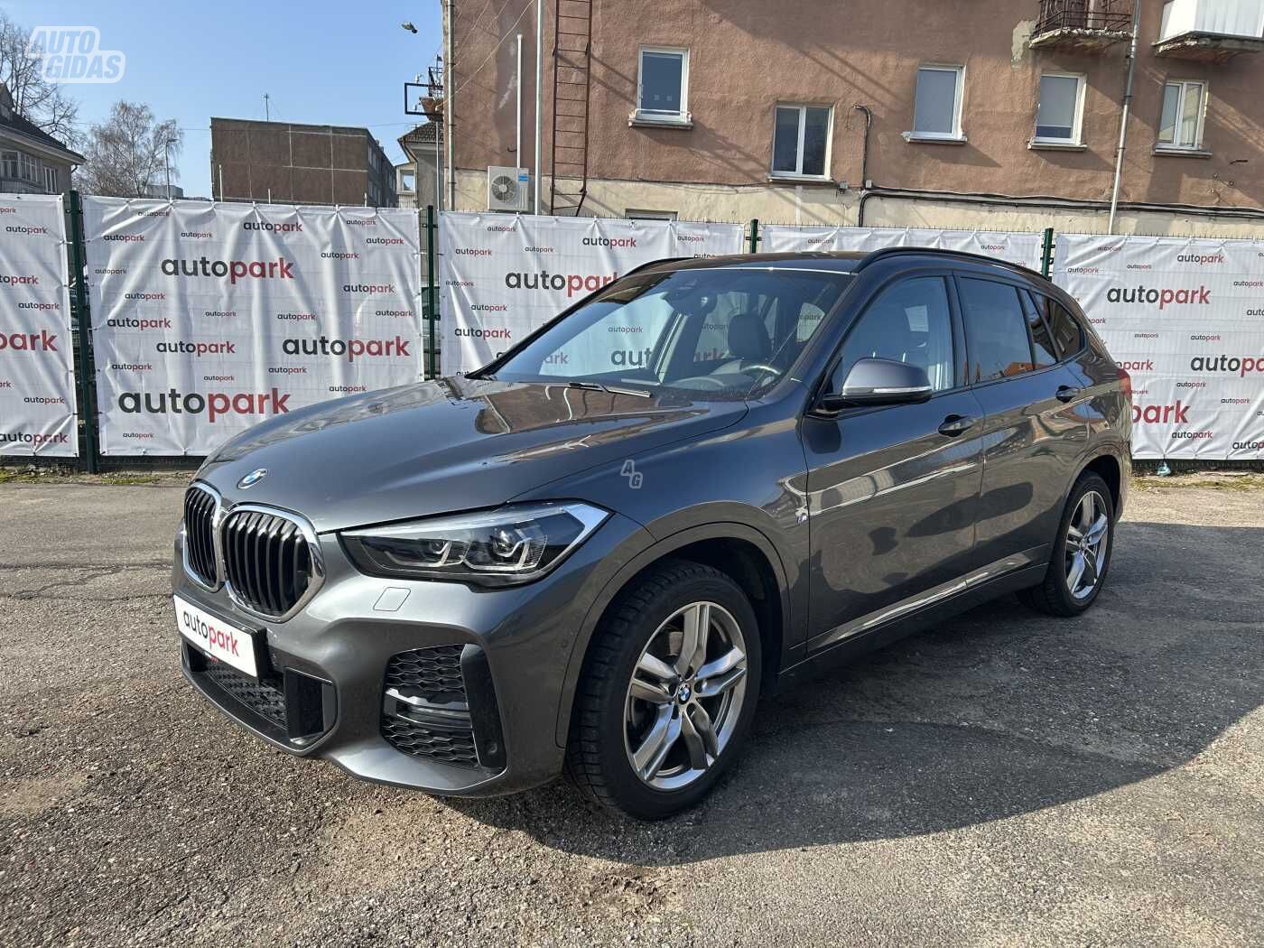 Bmw X1 sDrive 18i 2022 y