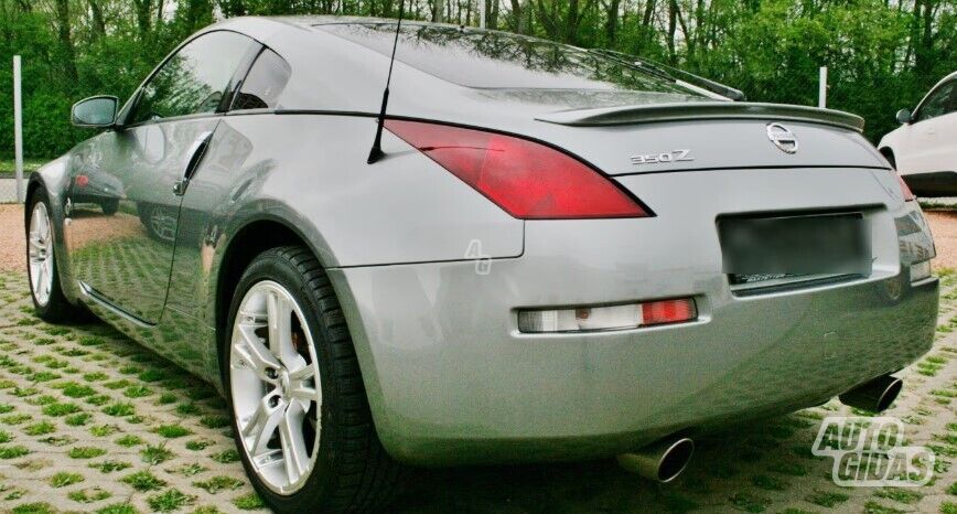 Nissan 350 Z 2004 y parts