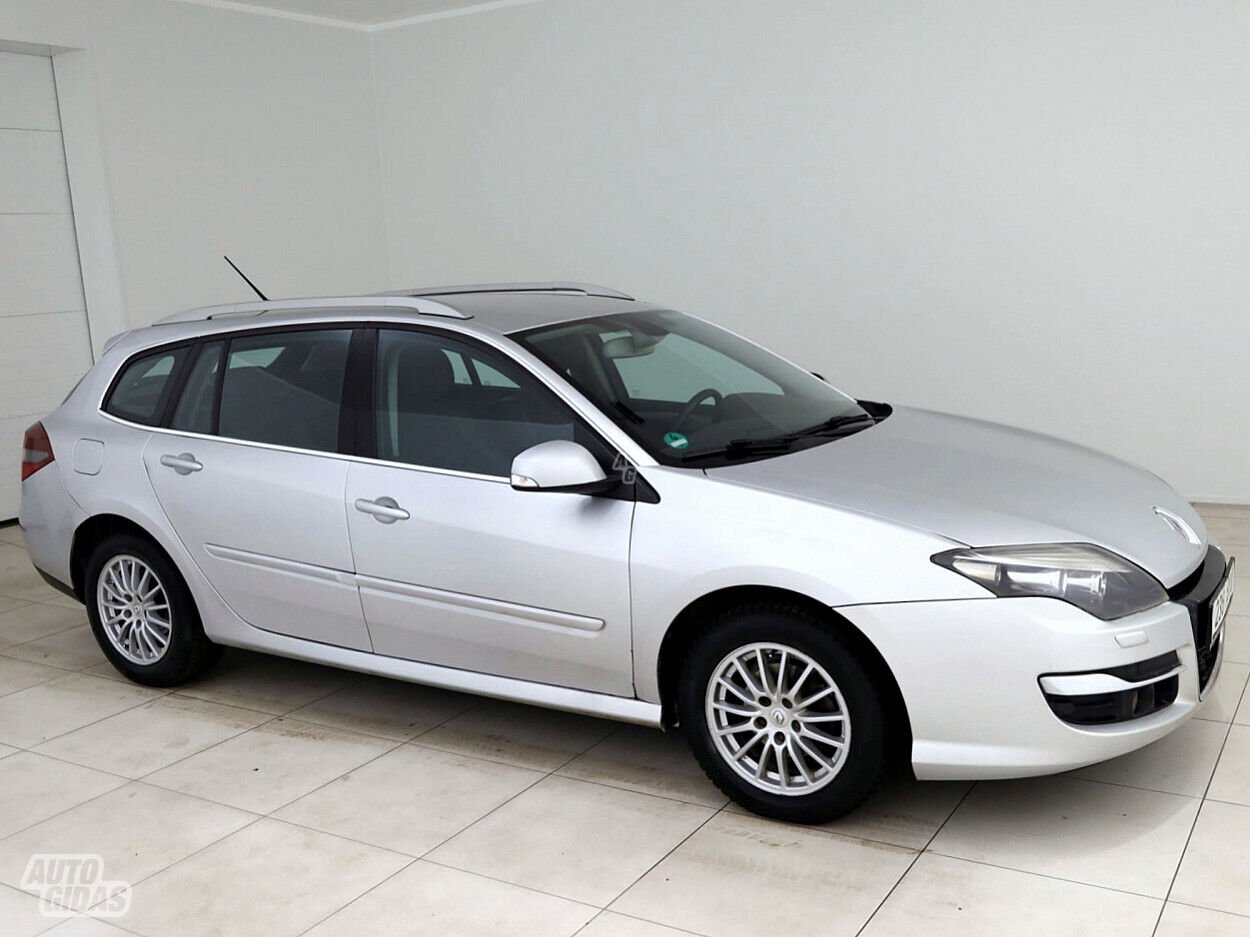 Renault Laguna 2011 г Универсал