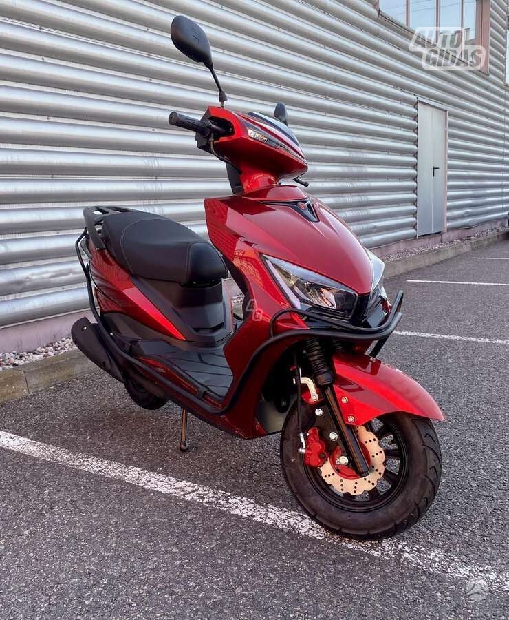 Yamaha Cygnus 2025 y Scooter / moped