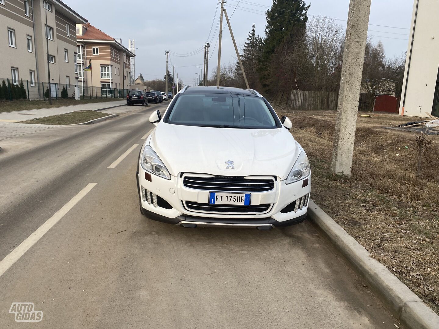 Peugeot 508 RXH 2013 y Wagon