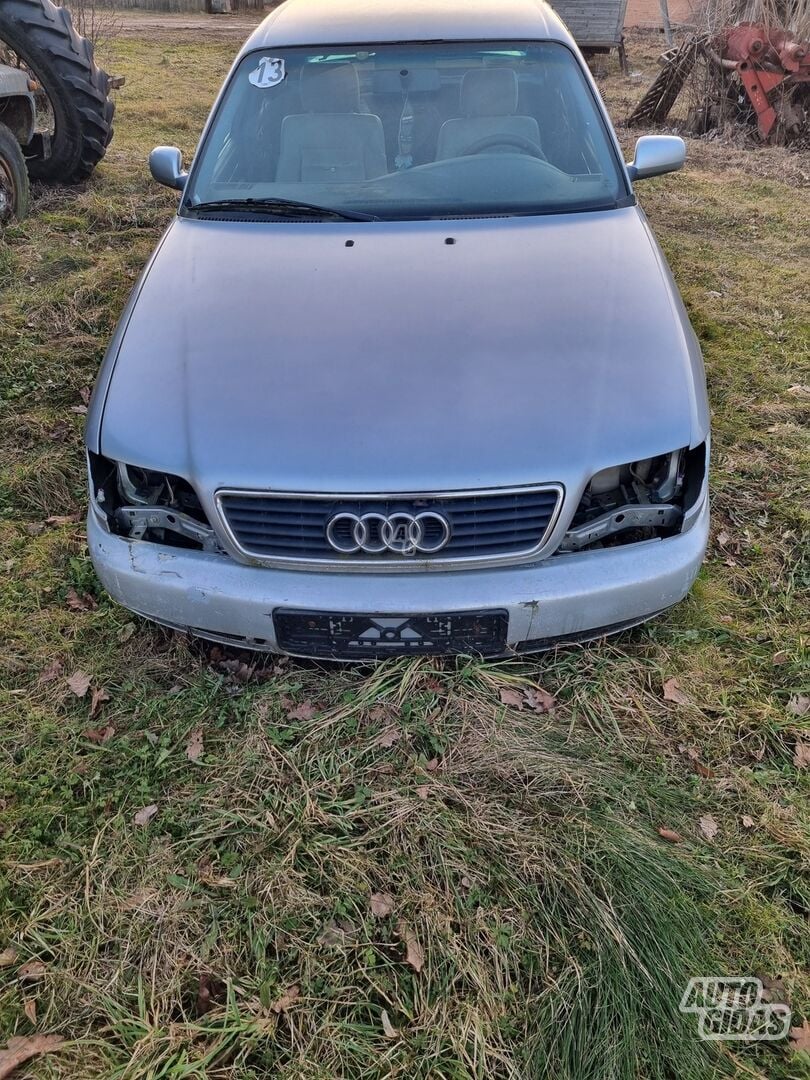 Audi A6 1995 m Sedanas