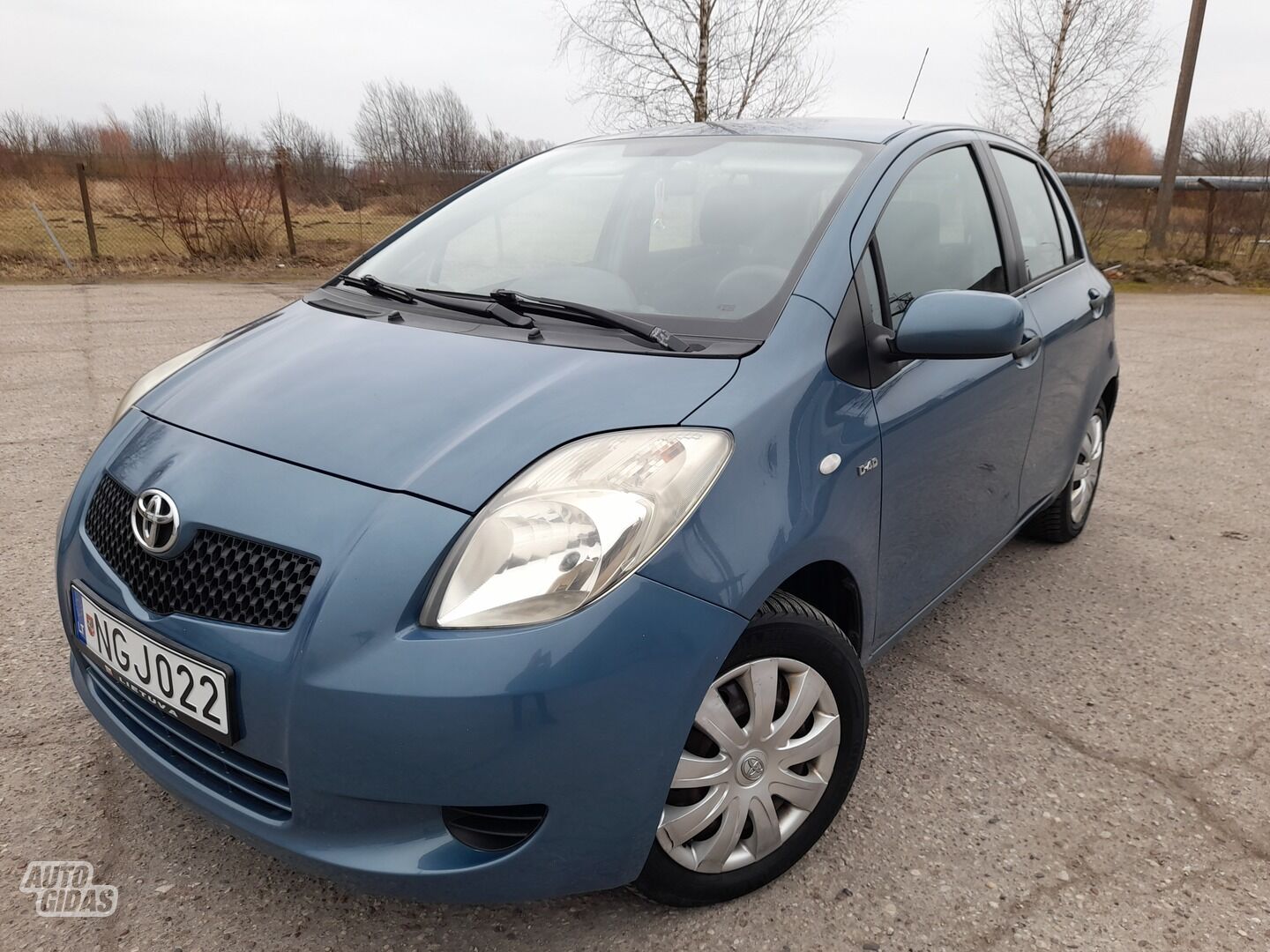 Toyota Yaris 2006 г Хэтчбек