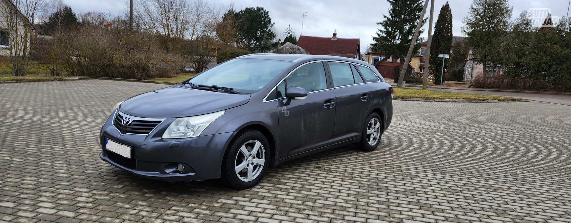 Toyota Avensis 2009 г Универсал