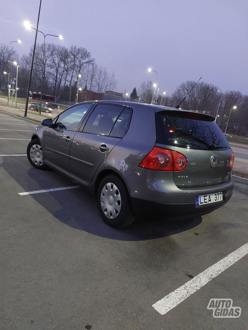 Volkswagen Golf 2008 m Hečbekas