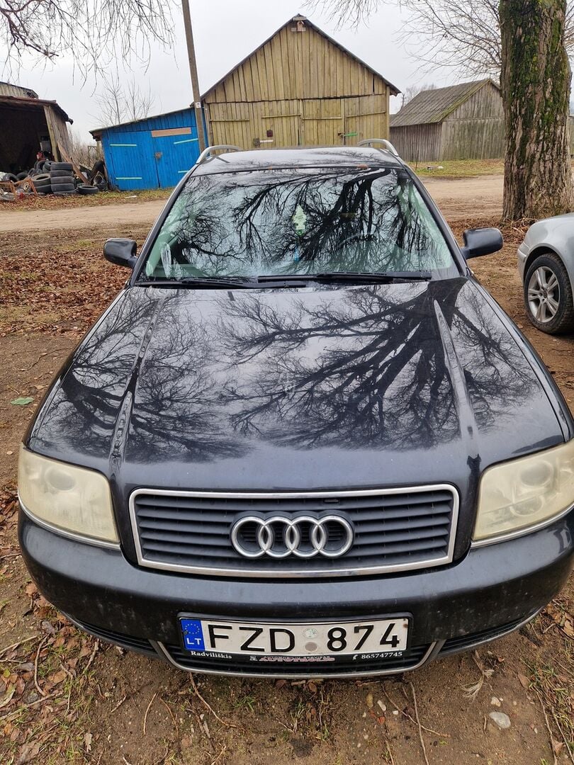 Audi A6 2003 m Universalas