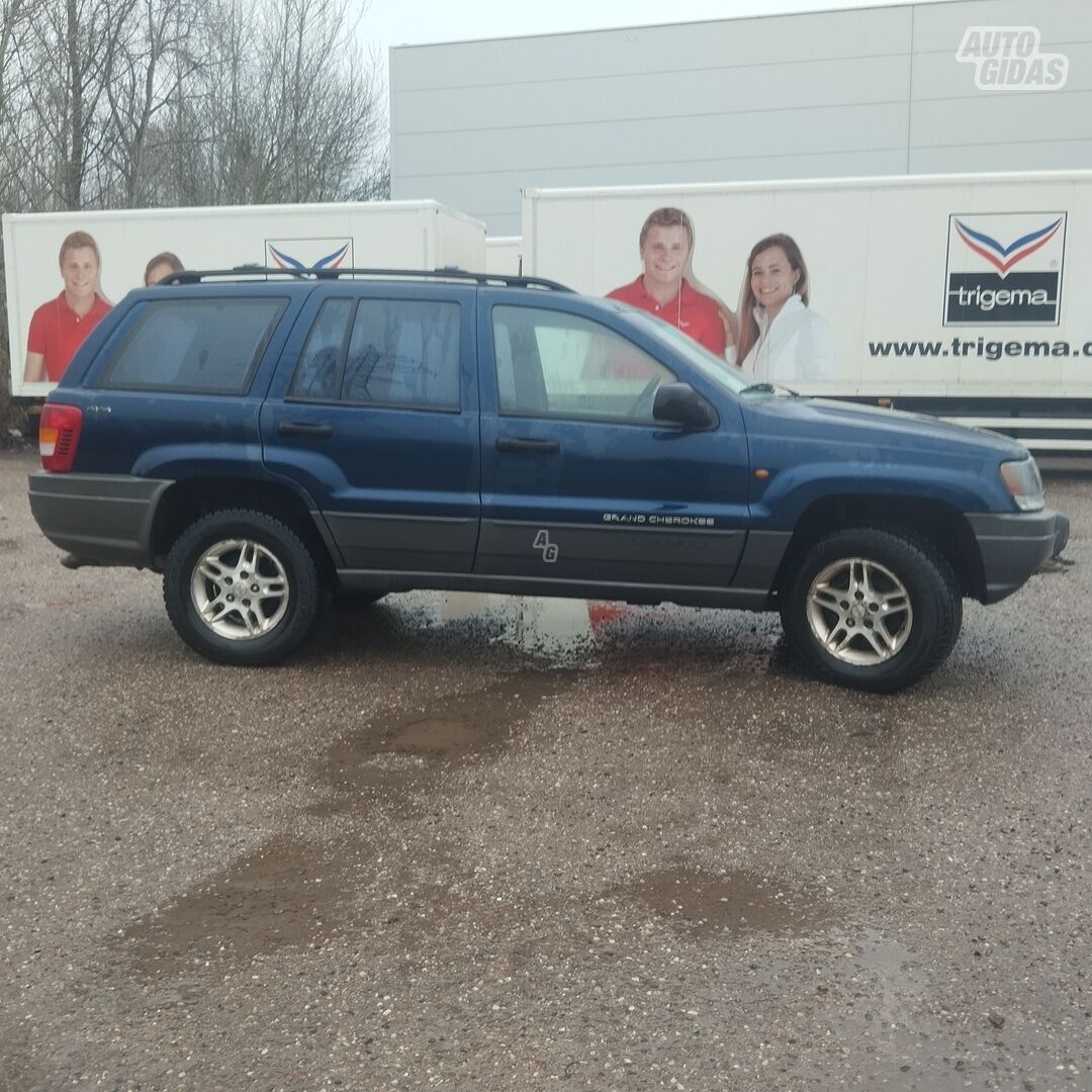 Jeep Cherokee 2001 y Off-road / Crossover