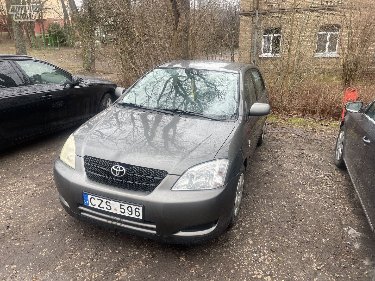 Toyota Corolla 2003 г Хэтчбек