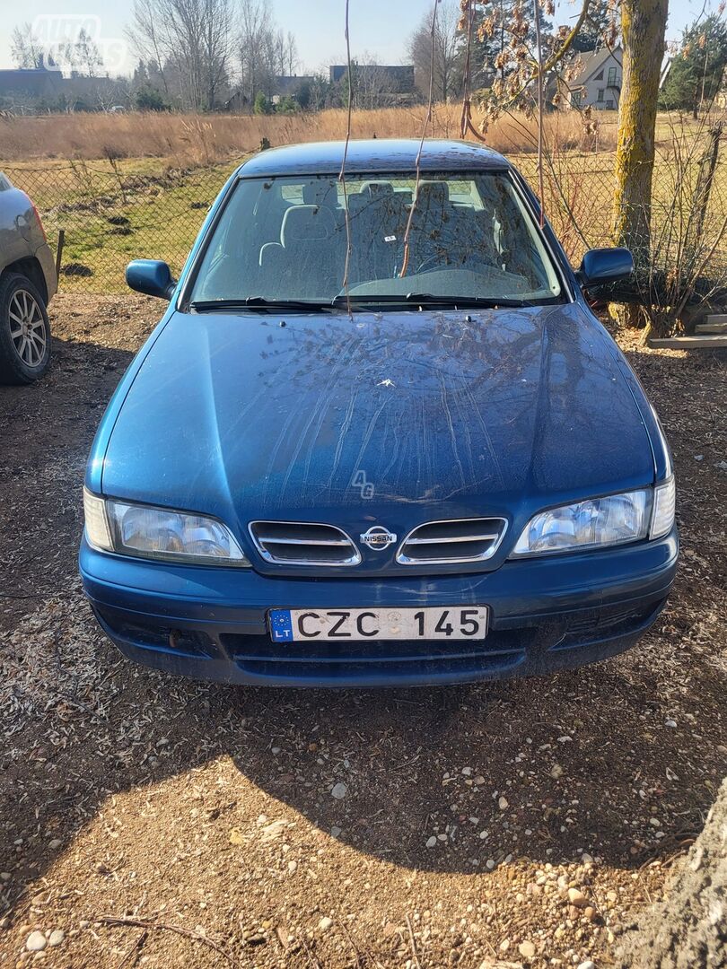 Nissan Primera 1999 г Седан