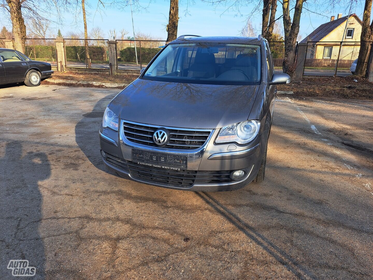 Volkswagen Touran 2009 m Vienatūris