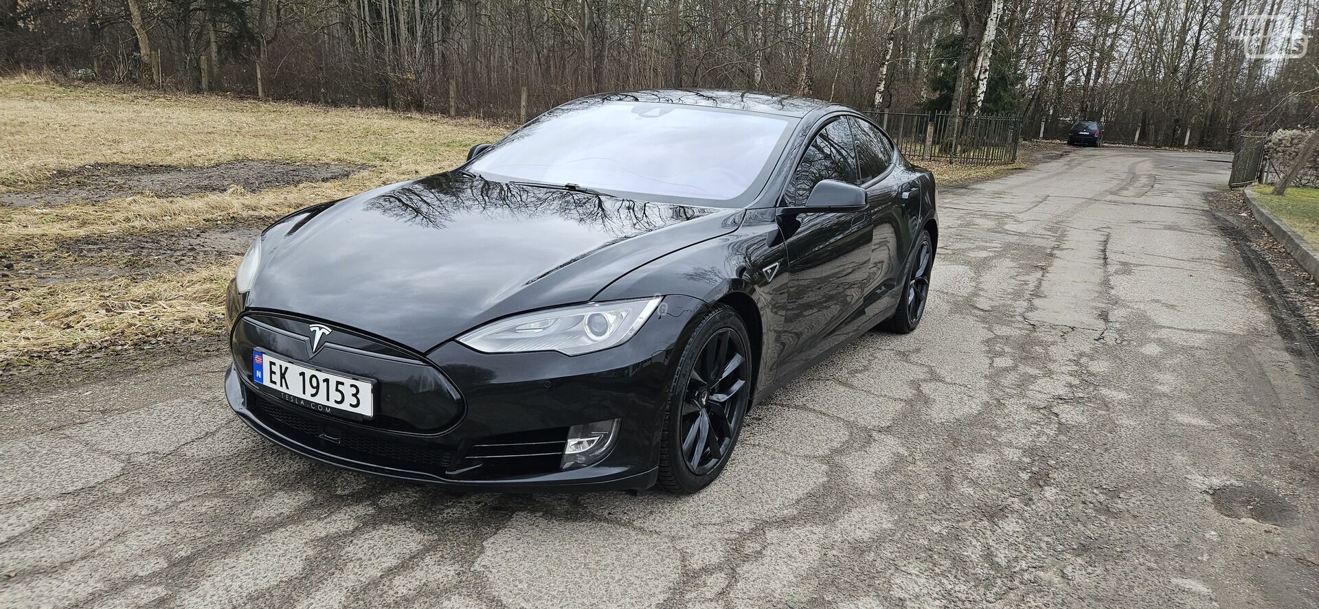 Tesla Model S 2015 г Хэтчбек