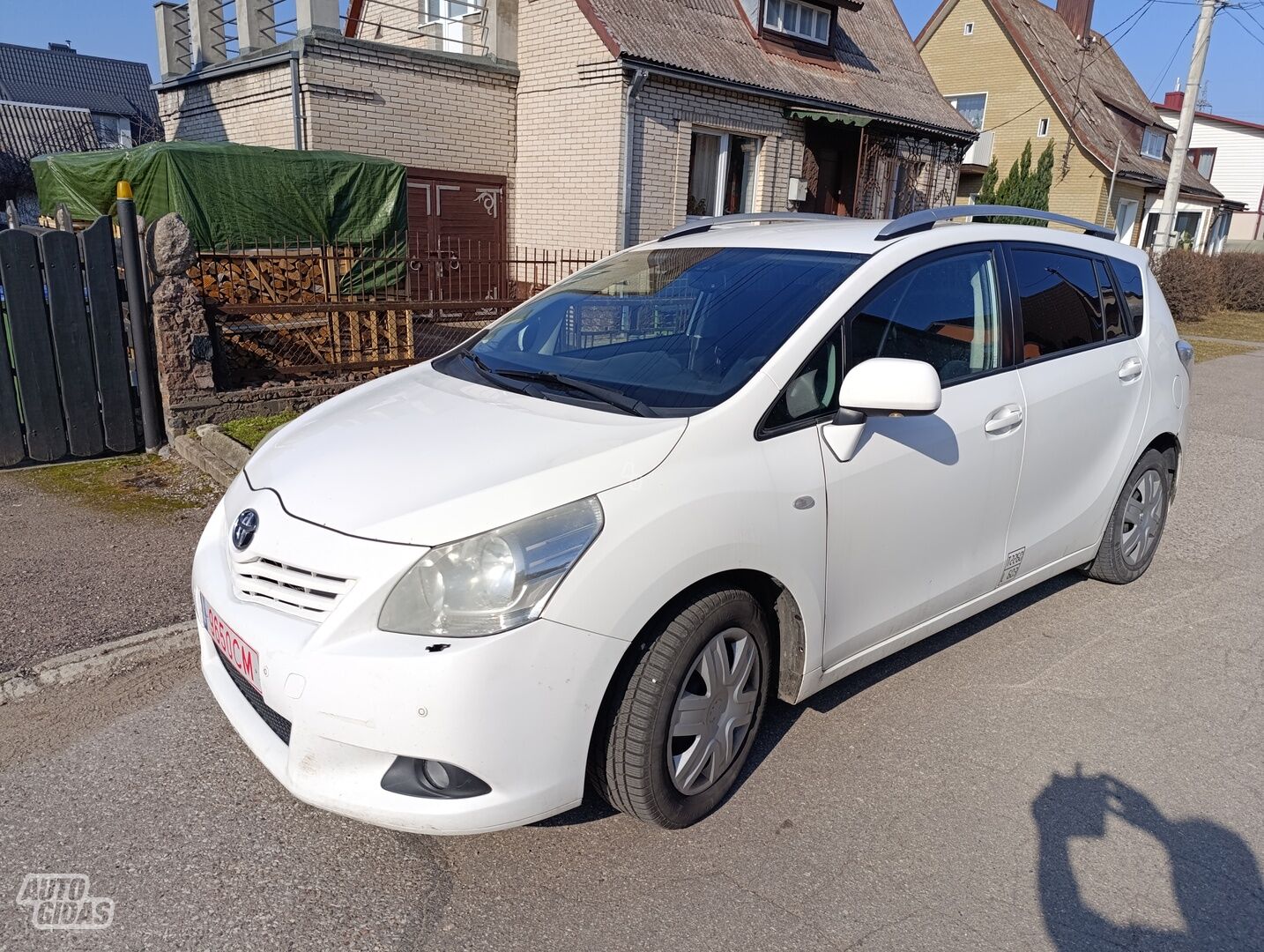 Toyota Verso 2011 m Visureigis / Krosoveris