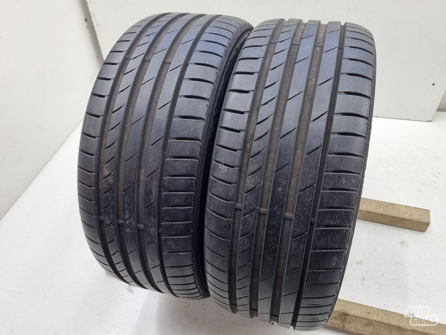 Kumho 6mm R18 summer tyres passanger car