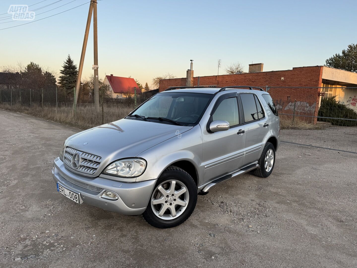 Mercedes-Benz ML 270 2004 г Внедорожник / Кроссовер