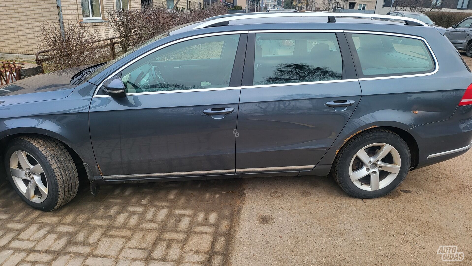 Volkswagen Passat 2011 г Универсал