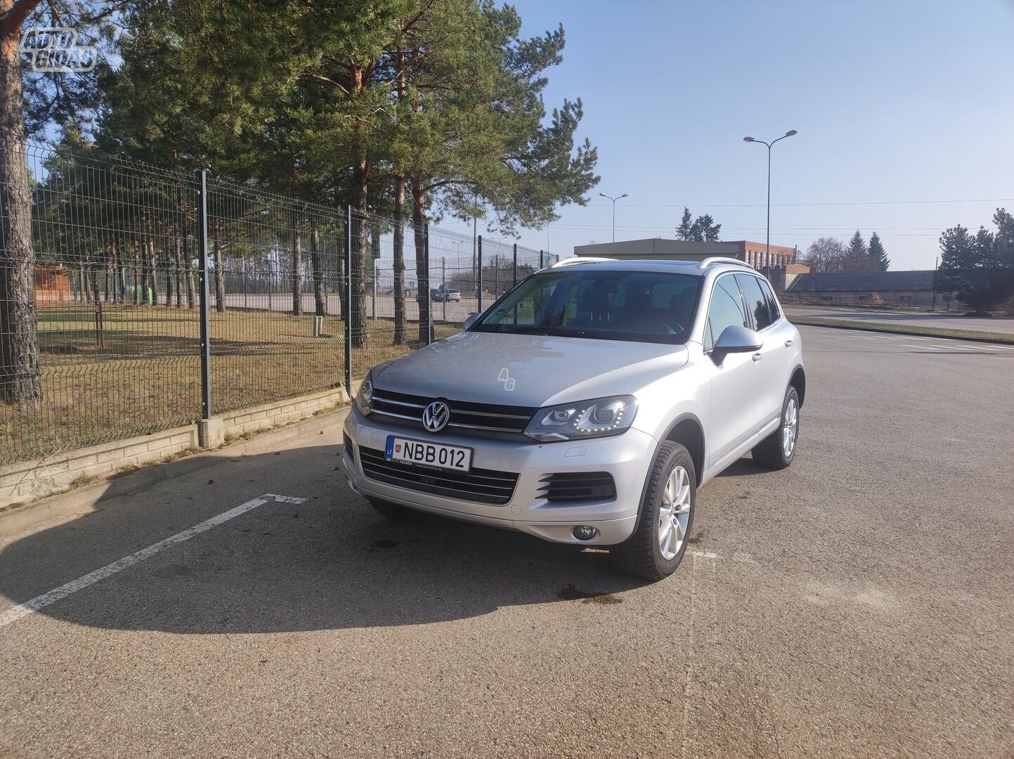 Volkswagen Touareg 2011 y Off-road / Crossover