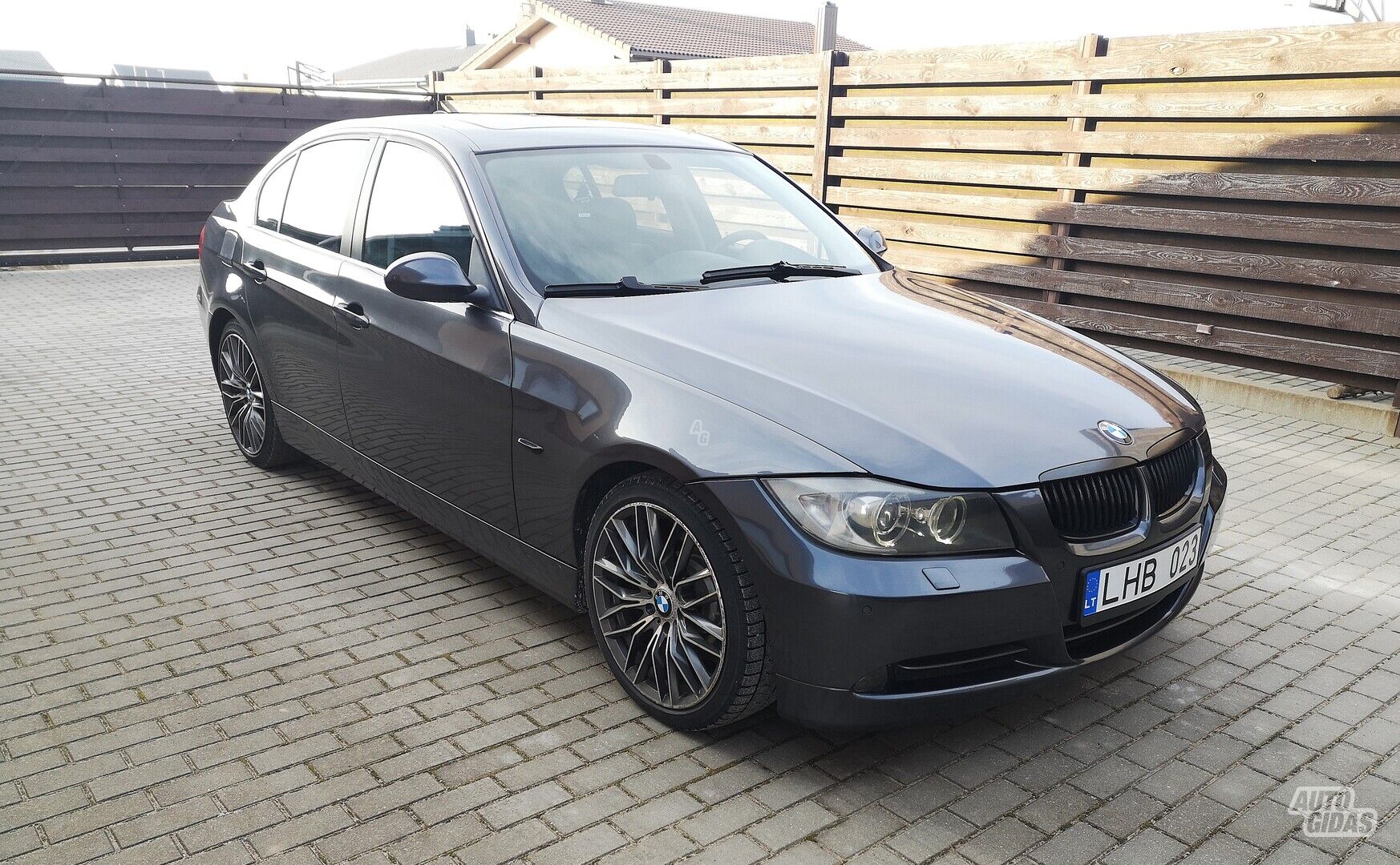 Bmw 330 2005 y Sedan