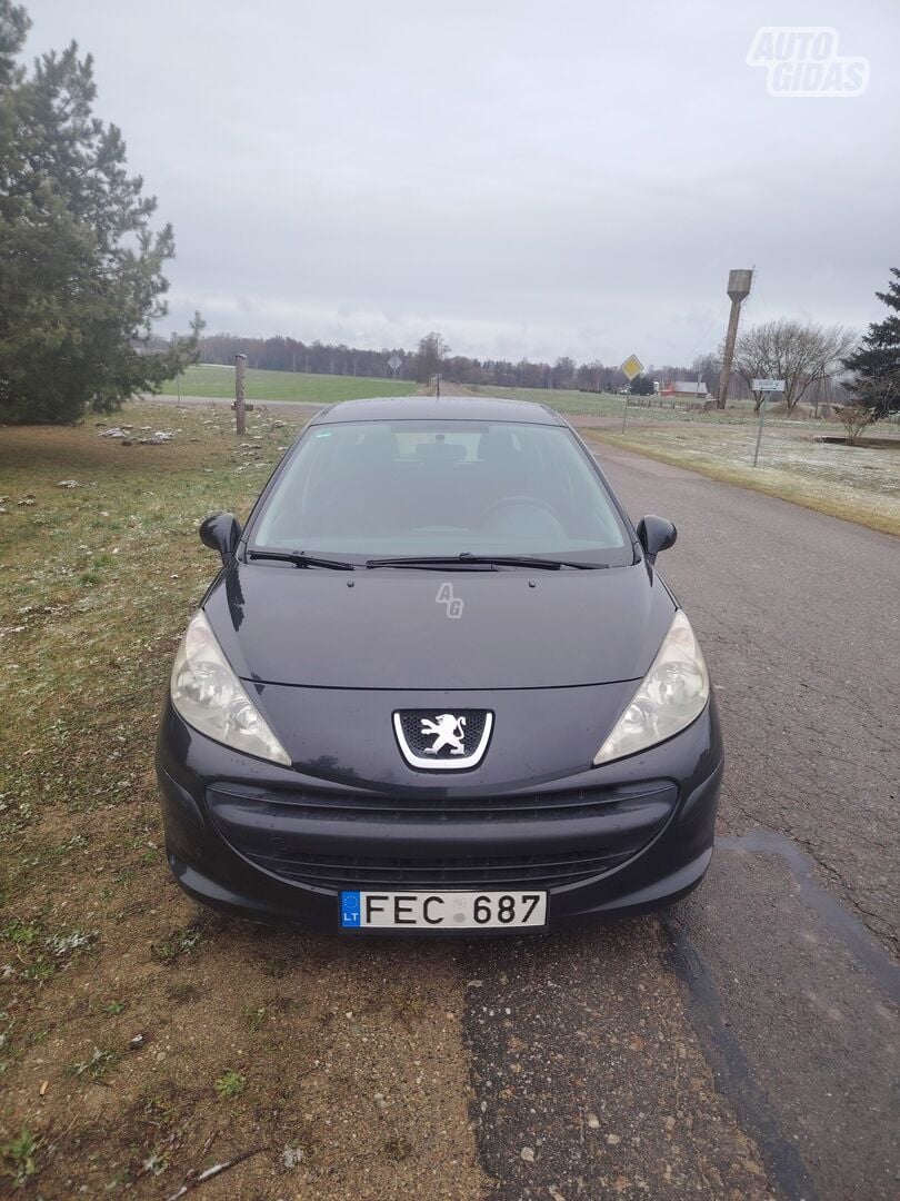 Peugeot 207 2006 г Седан