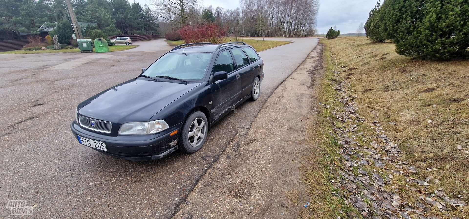 Volvo V40 2000 г Универсал