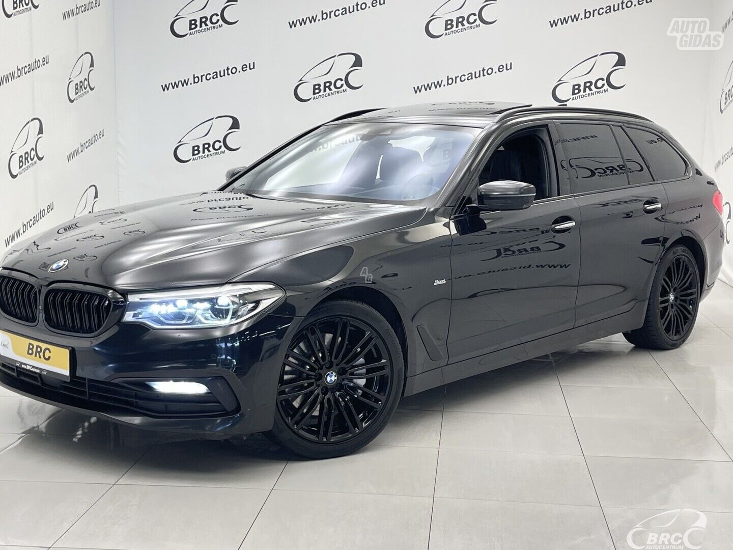 Bmw 530 d Sport Line Touring 2017 г