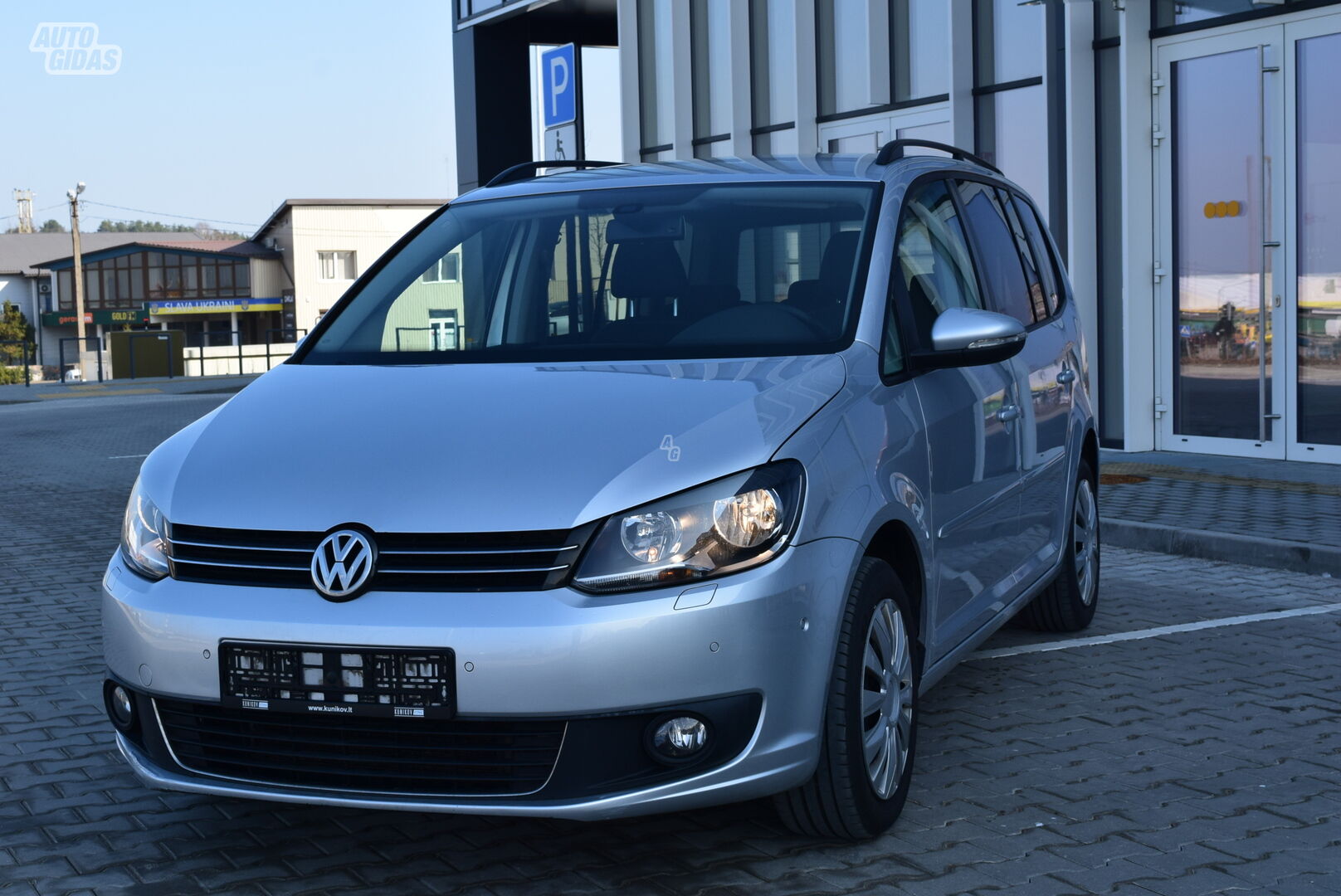 Volkswagen Touran 2012 y Van