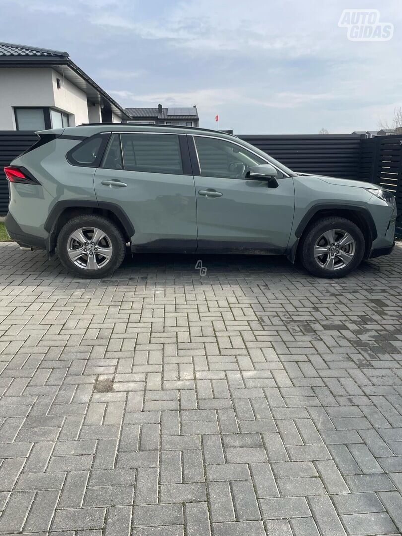 Toyota RAV4 2022 y Off-road / Crossover