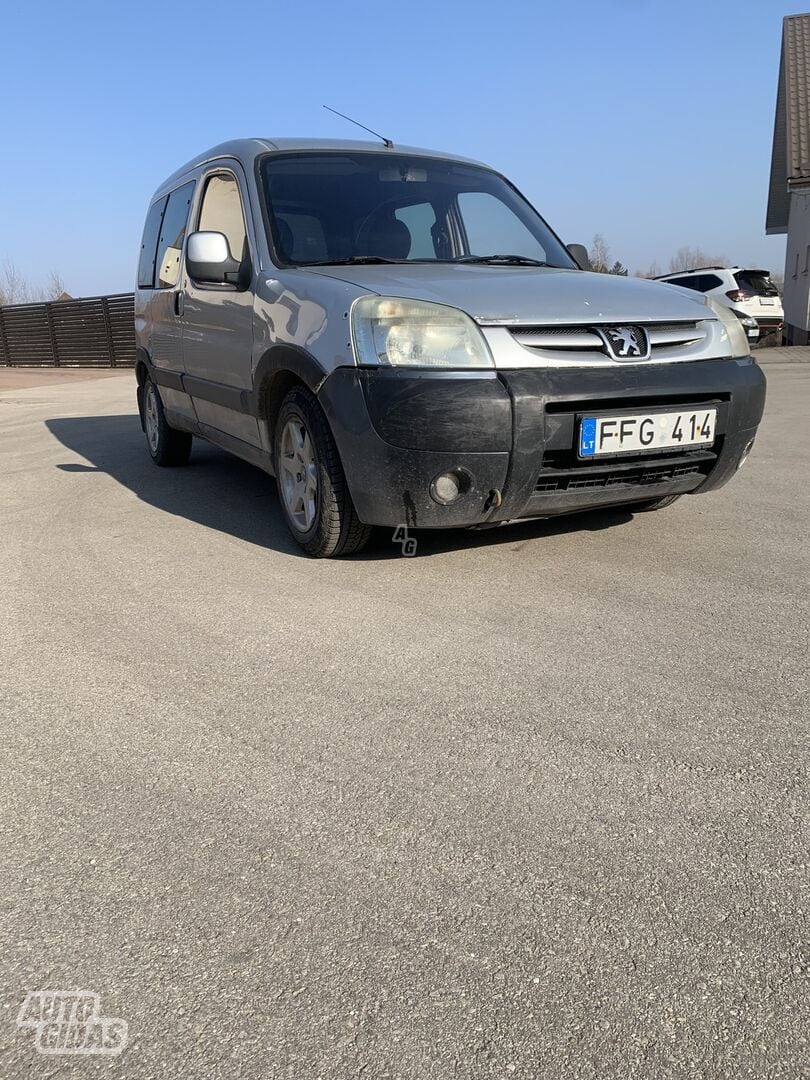 Peugeot Partner 2004 y Minibus