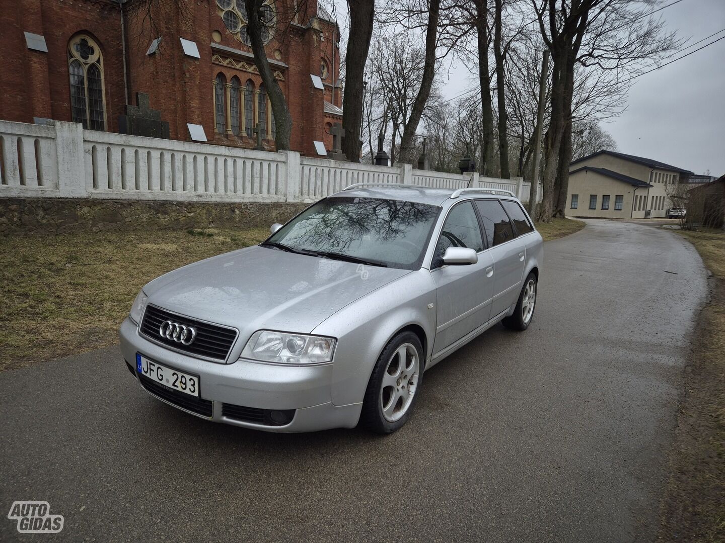 Audi A6 2003 m Universalas