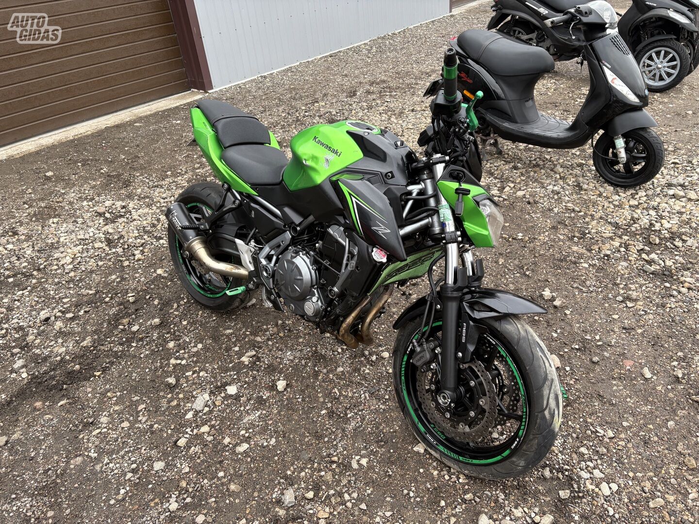 Kawasaki Z650 2018 г Классический / Streetbike мотоцикл