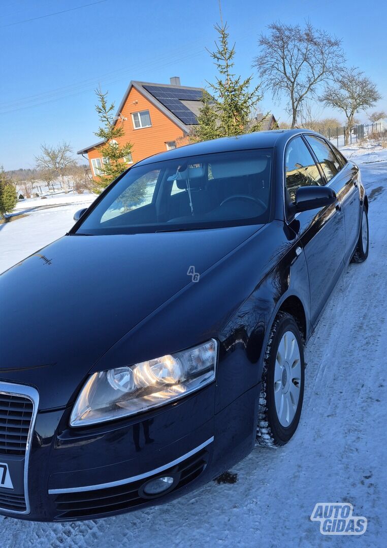 Audi A6 2004 y Sedan