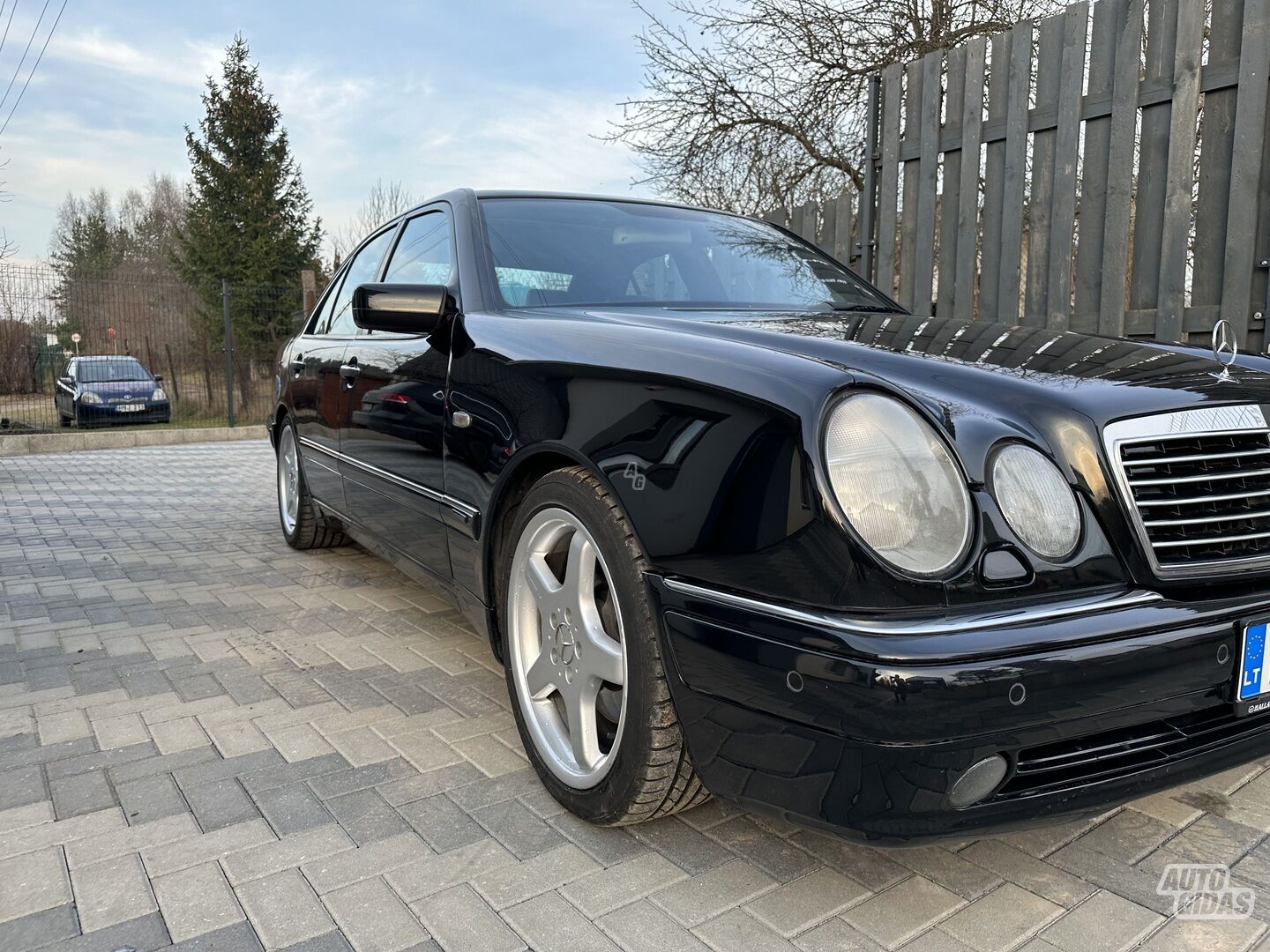 Mercedes-Benz E 430 1998 г Седан