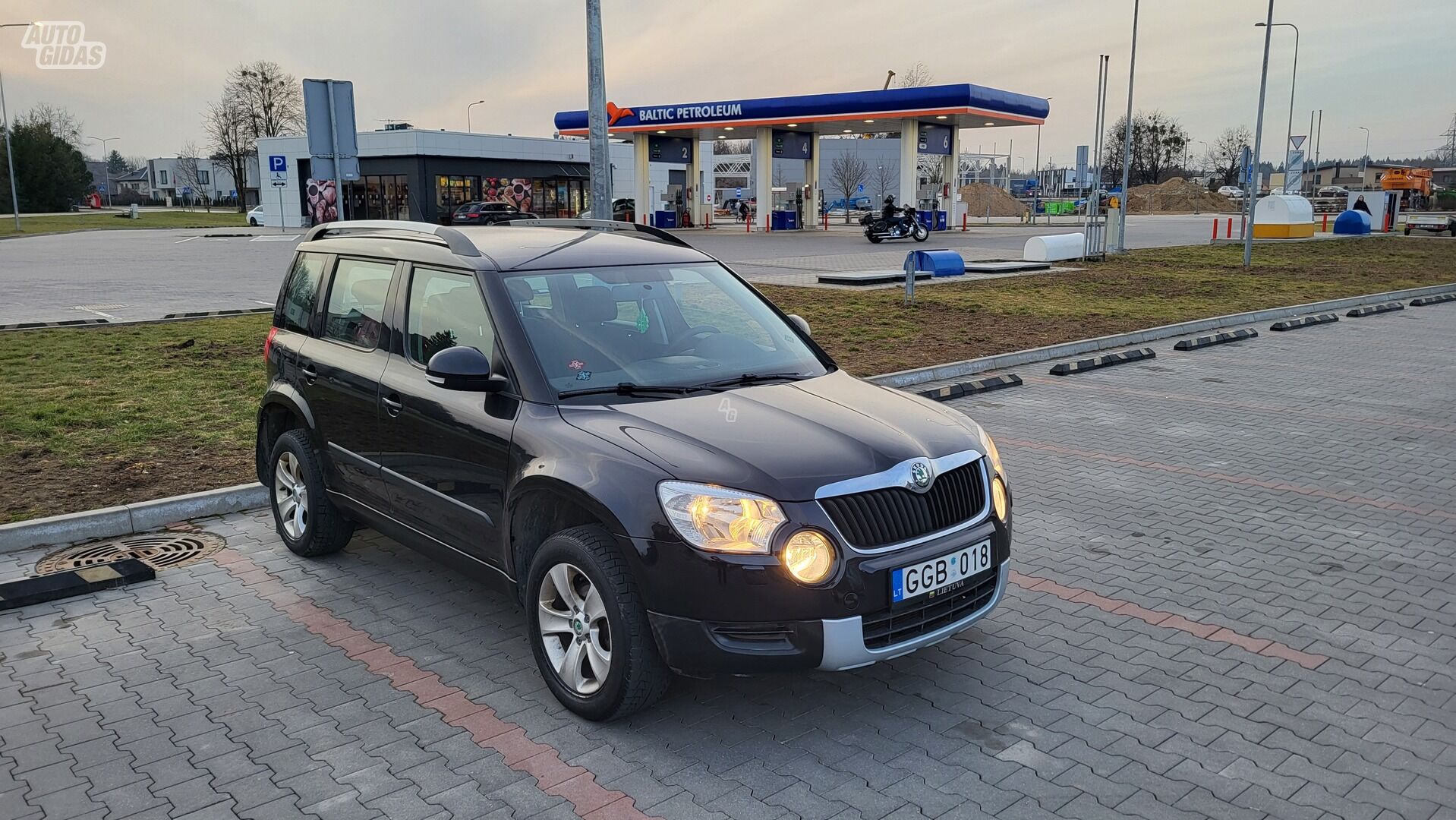 Skoda Yeti 2013 y Off-road / Crossover