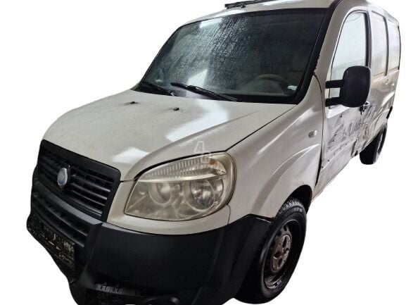 Fiat Doblo II 2009 г запчясти