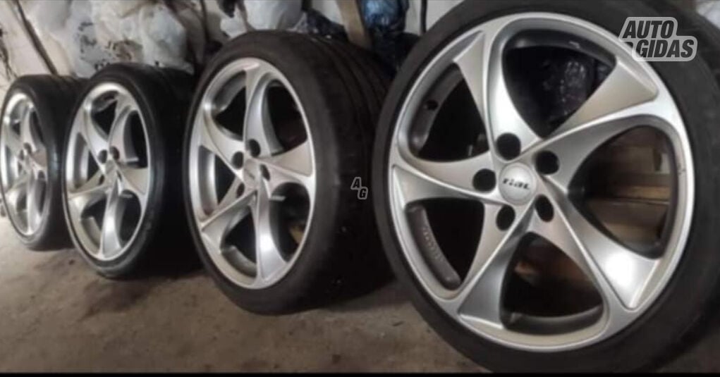 Rial light alloy R18 rims