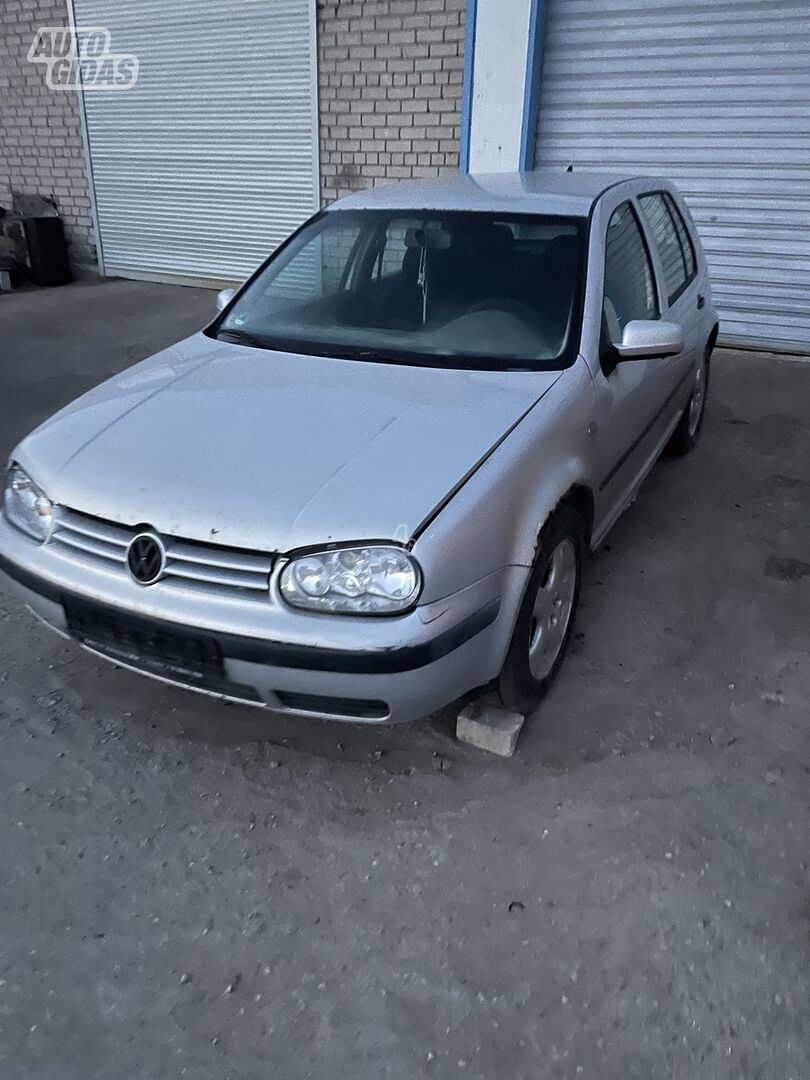 Volkswagen 2000 y Coupe