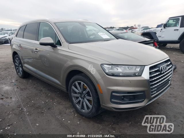 Audi Q7 2017 y Off-road / Crossover