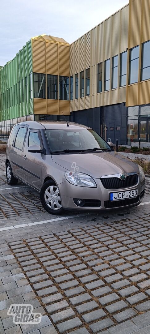 Skoda Roomster 2008 y Wagon