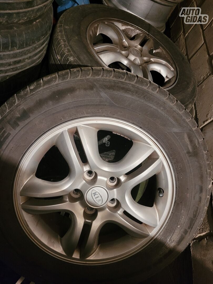 KIA light alloy R16 rims